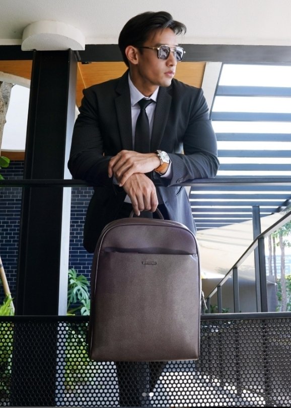 Model Tas Ransel Kulit Pria Elegan, Bisa untuk Kerja dan Kuliah